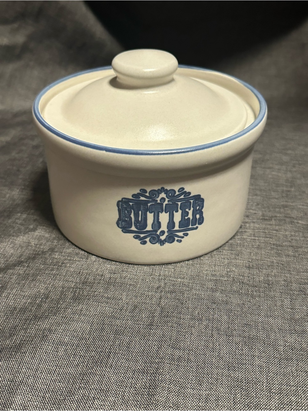 Pfaltzgraff Cream and Blue Stoneware Butter Crock with Lid